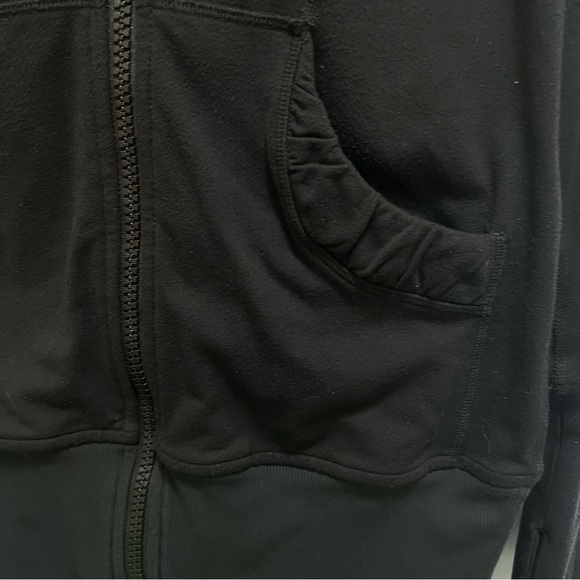 Lululemon Black Stride Jacket Size Small - Picture 8 of 11